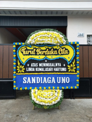 Papan Bunga Duka di Pengkadan