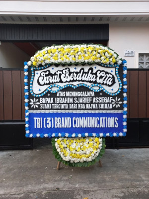 Papan Bunga Duka di Pengkadan